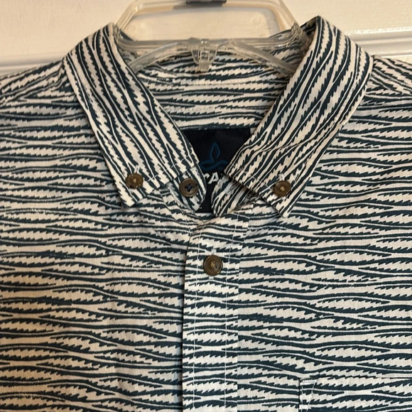Prana men’s white short sleeve button down shirt size small - Picture 2 of 9